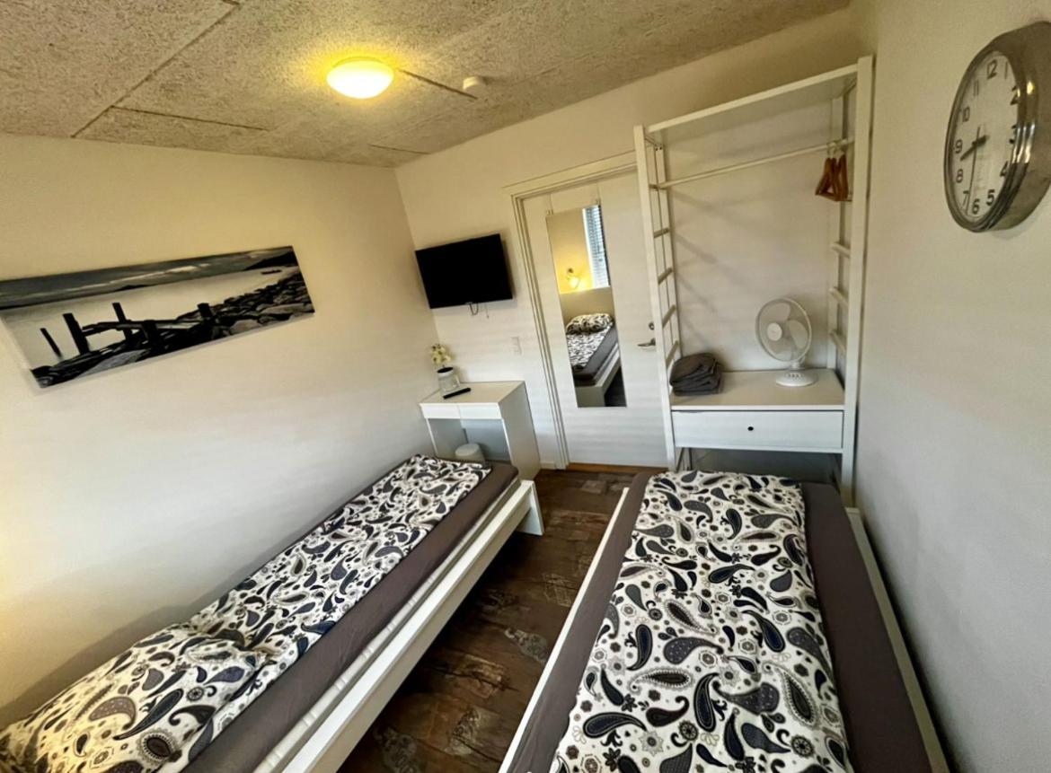 Barneys Rooms Hundige Bagian luar foto