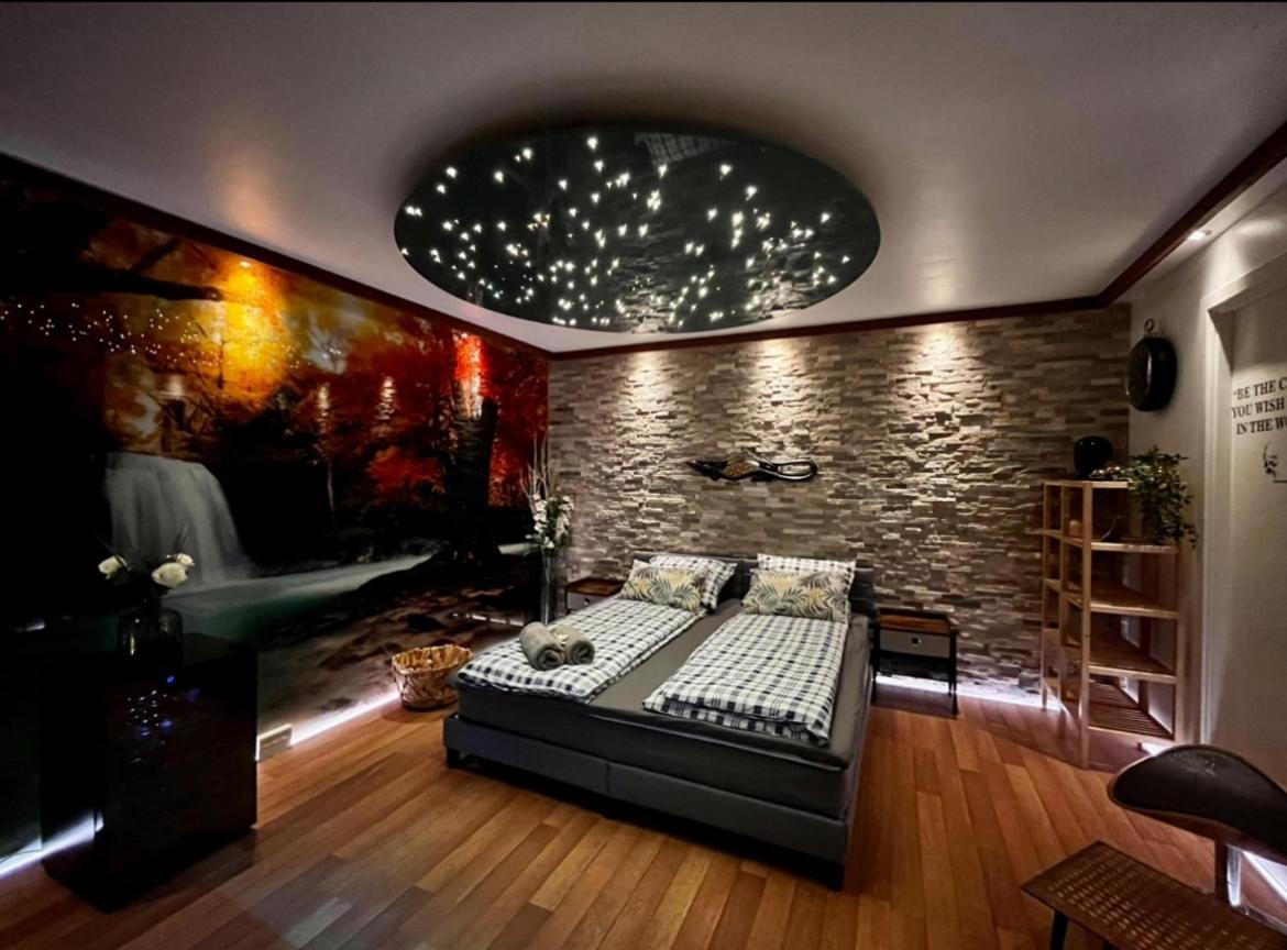 Barneys Rooms Hundige Bagian luar foto