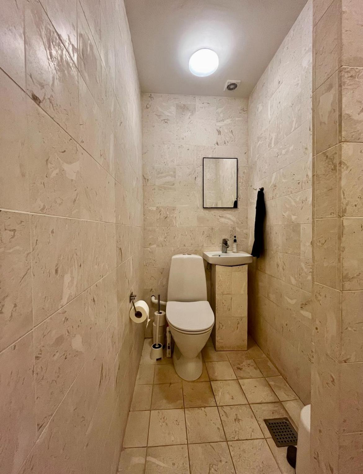 Barneys Rooms Hundige Bagian luar foto