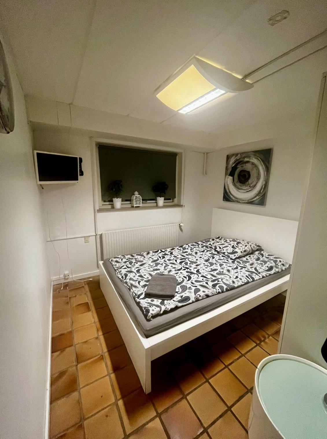 Barneys Rooms Hundige Bagian luar foto